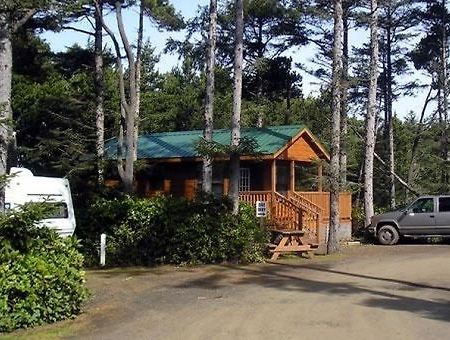 Whaler'S Rest Rv & Camping Resort Holiday Beach Exterior photo